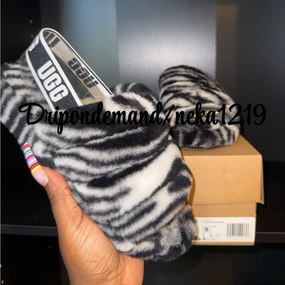 UGG Fluff Yeah Slides- Zebra